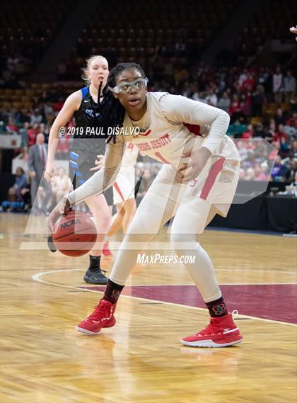 Thumbnail 2 in Grandview vs. Regis Jesuit (CHSAA 5A Final Four) photogallery.