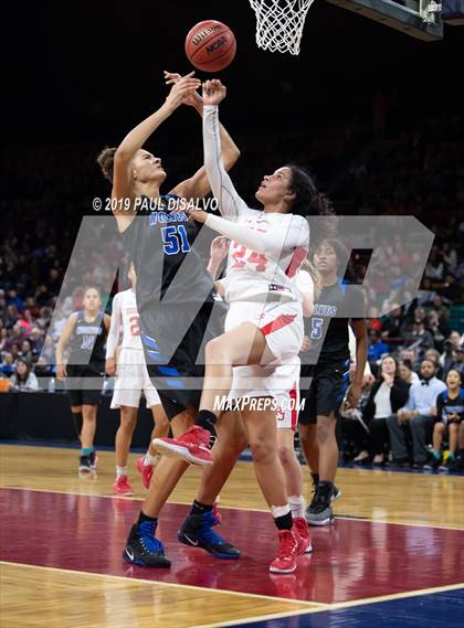 Thumbnail 1 in Grandview vs. Regis Jesuit (CHSAA 5A Final Four) photogallery.