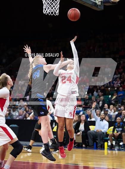 Thumbnail 2 in Grandview vs. Regis Jesuit (CHSAA 5A Final Four) photogallery.