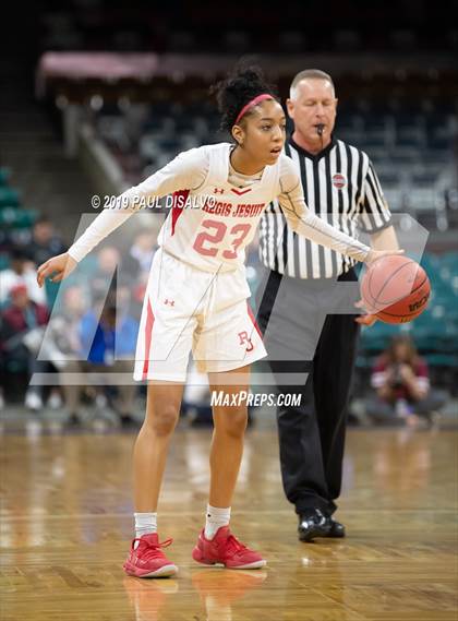 Thumbnail 2 in Grandview vs. Regis Jesuit (CHSAA 5A Final Four) photogallery.