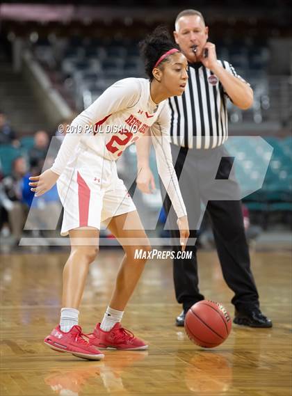 Thumbnail 1 in Grandview vs. Regis Jesuit (CHSAA 5A Final Four) photogallery.