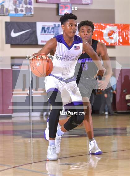 Thumbnail 1 in Valencia vs. Garfield (Rancho Mirage Holiday Invitational) photogallery.