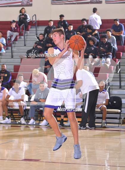 Thumbnail 1 in Valencia vs. Garfield (Rancho Mirage Holiday Invitational) photogallery.