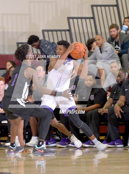 Thumbnail 3 in Valencia vs. Garfield (Rancho Mirage Holiday Invitational) photogallery.