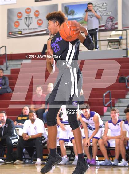 Thumbnail 1 in Valencia vs. Garfield (Rancho Mirage Holiday Invitational) photogallery.