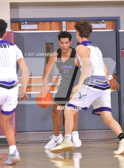 Thumbnail 2 in Valencia vs. Garfield (Rancho Mirage Holiday Invitational) photogallery.