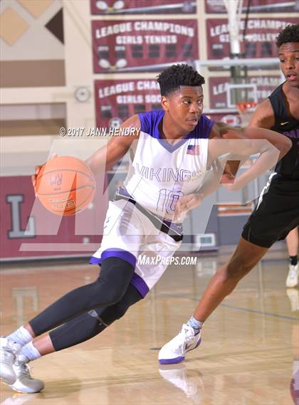 Thumbnail 3 in Valencia vs. Garfield (Rancho Mirage Holiday Invitational) photogallery.