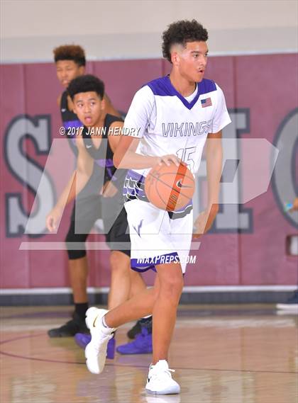 Thumbnail 3 in Valencia vs. Garfield (Rancho Mirage Holiday Invitational) photogallery.