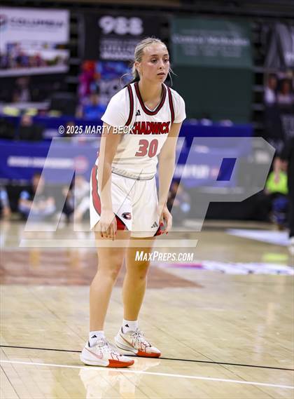 Thumbnail 3 in Northeast vs Chadwick (MSHSAA Class 1 Championship) photogallery.