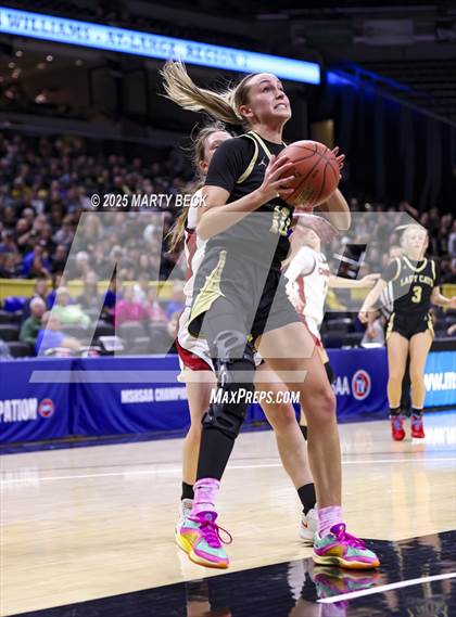 Thumbnail 3 in Northeast vs Chadwick (MSHSAA Class 1 Championship) photogallery.