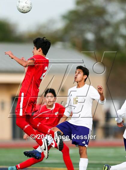 Thumbnail 1 in Santiago vs. Garden Grove (CIF SS D5 Final) photogallery.