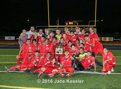 Thumbnail 2 in Santiago vs. Garden Grove (CIF SS D5 Final) photogallery.
