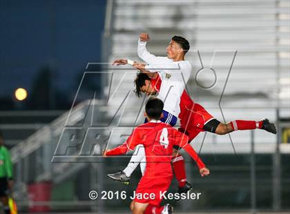 Thumbnail 1 in Santiago vs. Garden Grove (CIF SS D5 Final) photogallery.