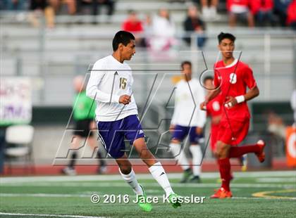 Thumbnail 3 in Santiago vs. Garden Grove (CIF SS D5 Final) photogallery.