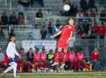 Thumbnail 2 in Santiago vs. Garden Grove (CIF SS D5 Final) photogallery.