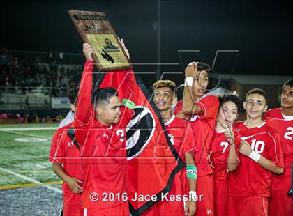 Thumbnail 2 in Santiago vs. Garden Grove (CIF SS D5 Final) photogallery.