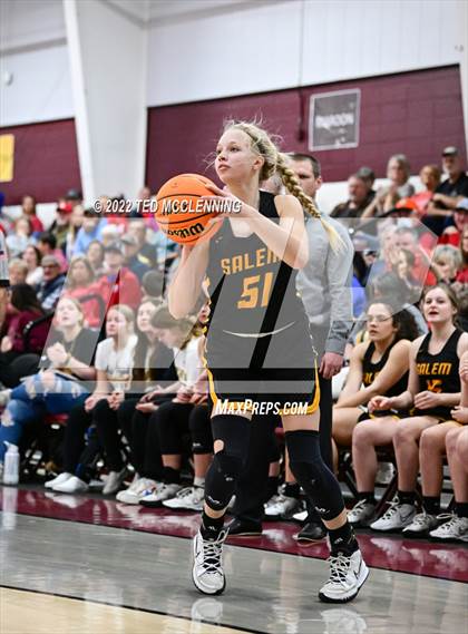 Thumbnail 2 in  Melbourne vs Salem (AAA 2A Regional 2nd round) photogallery.