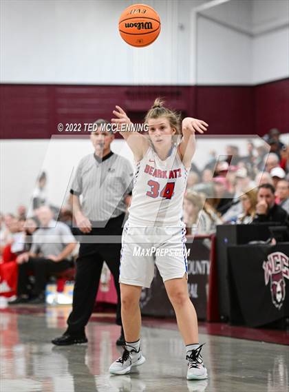 Thumbnail 1 in  Melbourne vs Salem (AAA 2A Regional 2nd round) photogallery.
