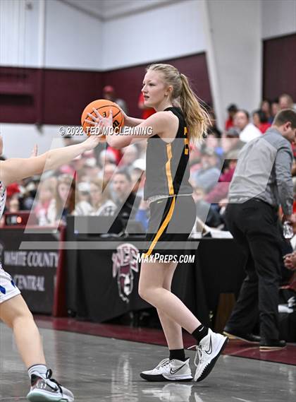 Thumbnail 2 in  Melbourne vs Salem (AAA 2A Regional 2nd round) photogallery.
