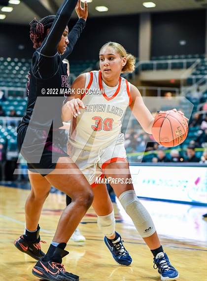 Thumbnail 2 in Seven Lakes vs Pearland (UIL-6A Semifinal Playoff) photogallery.