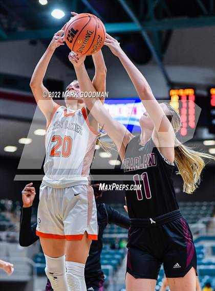 Thumbnail 1 in Seven Lakes vs Pearland (UIL-6A Semifinal Playoff) photogallery.
