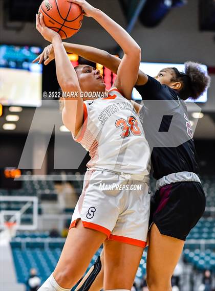 Thumbnail 3 in Seven Lakes vs Pearland (UIL-6A Semifinal Playoff) photogallery.