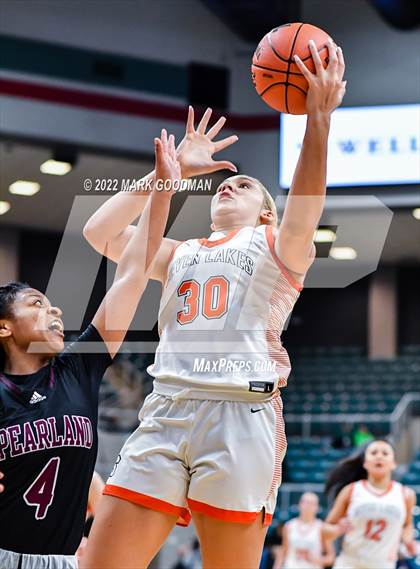 Thumbnail 1 in Seven Lakes vs Pearland (UIL-6A Semifinal Playoff) photogallery.
