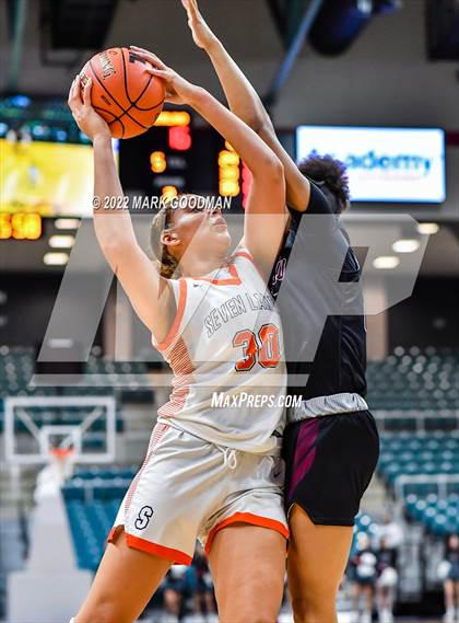 Thumbnail 2 in Seven Lakes vs Pearland (UIL-6A Semifinal Playoff) photogallery.