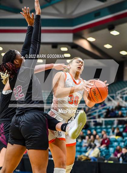 Thumbnail 2 in Seven Lakes vs Pearland (UIL-6A Semifinal Playoff) photogallery.