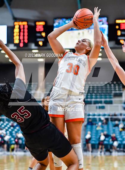 Thumbnail 3 in Seven Lakes vs Pearland (UIL-6A Semifinal Playoff) photogallery.