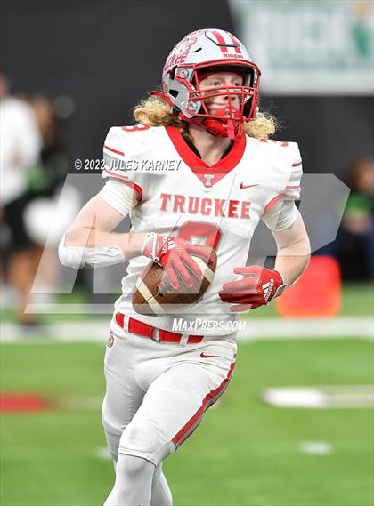 Thumbnail 1 in Truckee vs Slam (NIAA 3A State Finals) photogallery.