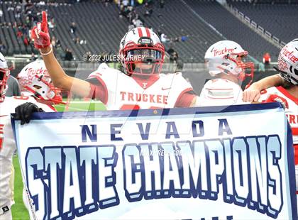 Thumbnail 1 in Truckee vs Slam (NIAA 3A State Finals) photogallery.