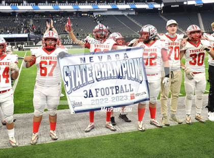 Thumbnail 2 in Truckee vs Slam (NIAA 3A State Finals) photogallery.