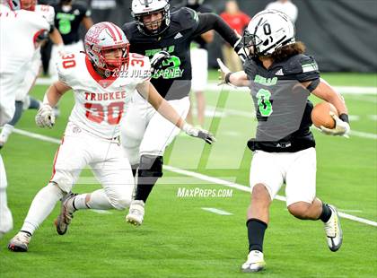 Thumbnail 3 in Truckee vs Slam (NIAA 3A State Finals) photogallery.