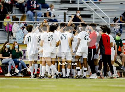 Thumbnail 2 in The Woodlands vs. Bridgeland (UIL 6A Area Playoff) photogallery.