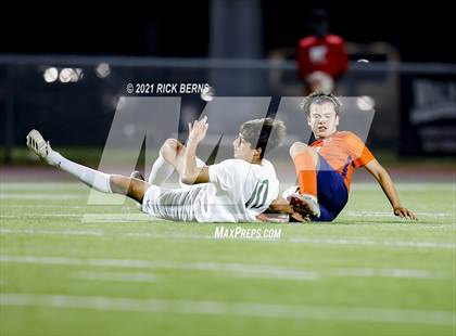 Thumbnail 3 in The Woodlands vs. Bridgeland (UIL 6A Area Playoff) photogallery.