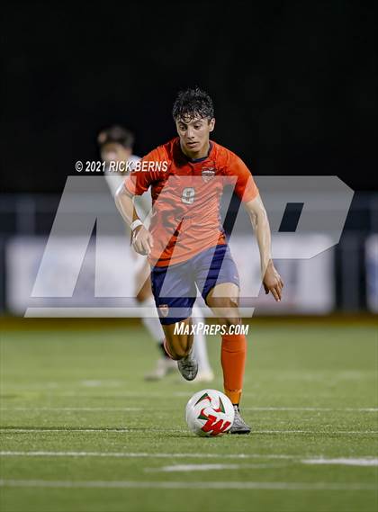 Thumbnail 1 in The Woodlands vs. Bridgeland (UIL 6A Area Playoff) photogallery.