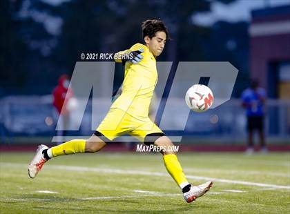 Thumbnail 1 in The Woodlands vs. Bridgeland (UIL 6A Area Playoff) photogallery.