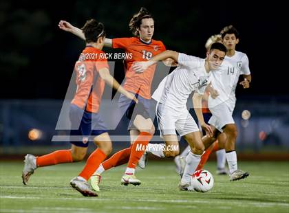 Thumbnail 2 in The Woodlands vs. Bridgeland (UIL 6A Area Playoff) photogallery.
