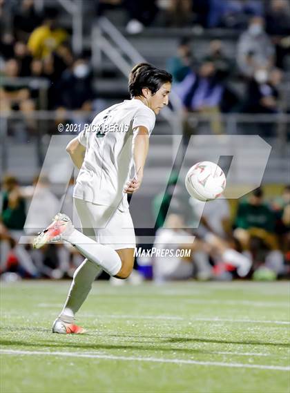 Thumbnail 3 in The Woodlands vs. Bridgeland (UIL 6A Area Playoff) photogallery.