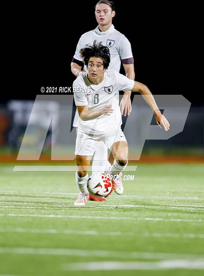 Thumbnail 2 in The Woodlands vs. Bridgeland (UIL 6A Area Playoff) photogallery.