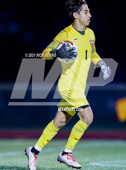 Thumbnail 2 in The Woodlands vs. Bridgeland (UIL 6A Area Playoff) photogallery.