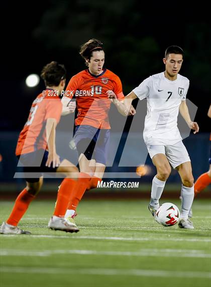 Thumbnail 1 in The Woodlands vs. Bridgeland (UIL 6A Area Playoff) photogallery.