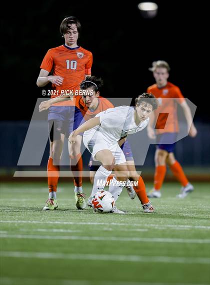 Thumbnail 2 in The Woodlands vs. Bridgeland (UIL 6A Area Playoff) photogallery.