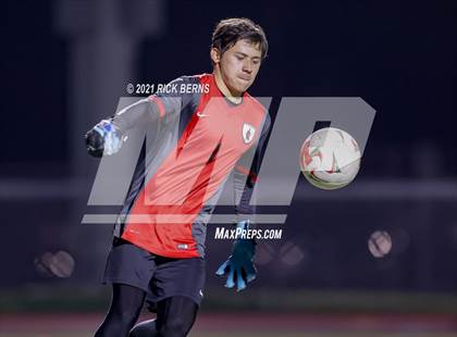 Thumbnail 1 in The Woodlands vs. Bridgeland (UIL 6A Area Playoff) photogallery.