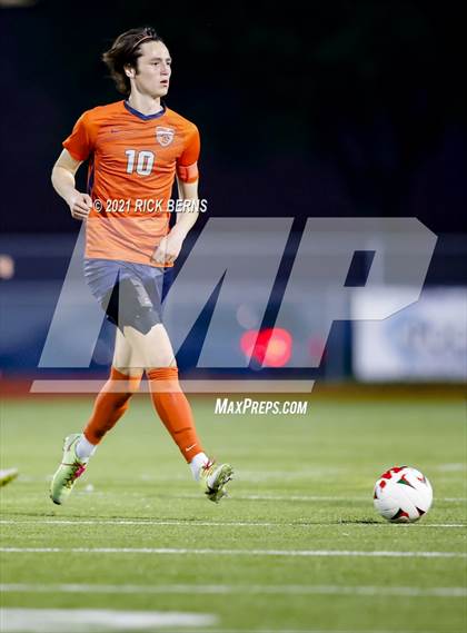 Thumbnail 1 in The Woodlands vs. Bridgeland (UIL 6A Area Playoff) photogallery.