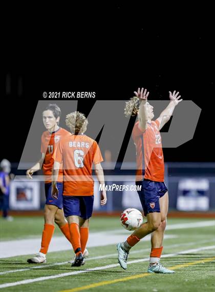 Thumbnail 1 in The Woodlands vs. Bridgeland (UIL 6A Area Playoff) photogallery.