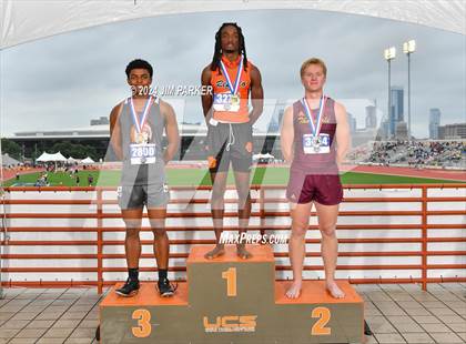 Thumbnail 3 in UIL 2A Track & Field Final (Awards) photogallery.