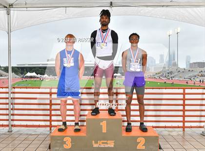 Thumbnail 3 in UIL 2A Track & Field Final (Awards) photogallery.