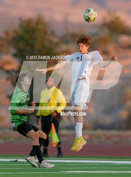Thumbnail 2 in The Meadows School vs Virgin Valley (NIAA 3A Southern Region Quarterfinals) photogallery.